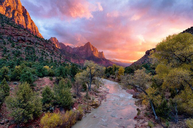 4-Day Tour in Zion, Bryce & Antelope Canyon, Las Vegas - What you’re really paying for: price value at $652 per person