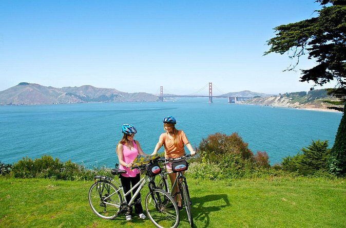 Electric Bike Tour De San Francisco - Stop 2: Golden Gate Park’s Gardens, Lakes, Museums, and More