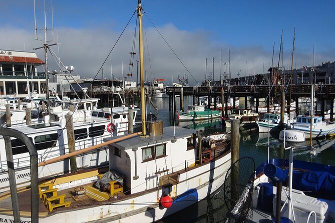 Fisherman's Wharf Self-Guided Walking Tour and Hunt - Lombard Street: the twist, the stairs, and the stop worth it