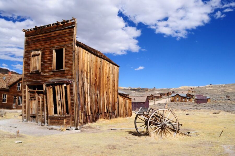 From San Francisco: Yosemite & Tahoe Sierras 4-Day Trip - Night in Mammoth Lakes: Lakes, mountains, and optional adventure