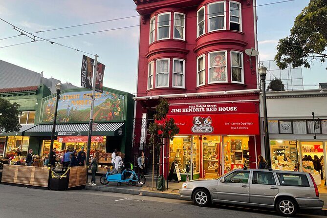 Hippie Haight-Ashbury and True Crime Tour - Meeting at Buena Vista Ave W & Haight St: how the walk starts