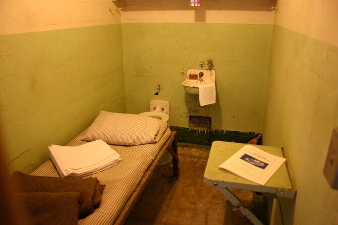 Official Alcatraz Prison Tour + Open-Top Bus Sunset Tour - The hop-on, hop-off trick: how it helps (and when it doesn’t)