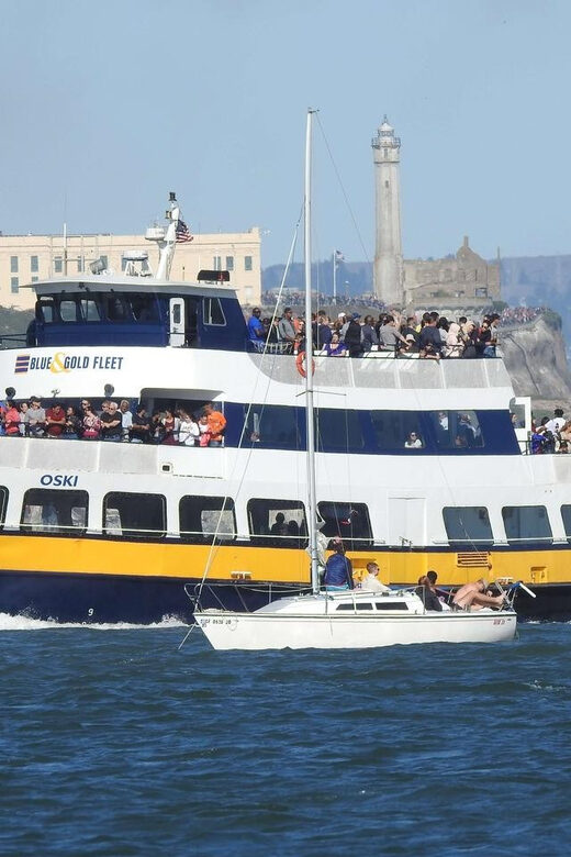 San Francisco: Alcatraz Island & Chinatown Walking Tour - Leaving Alcatraz on your own: choosing the return ferry without losing your day