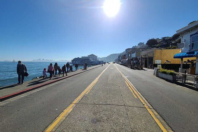 San Francisco Bay Cruise, Muir Woods and Sausalito Combo Tour - Golden Gate Bridge photo stop: quick, but worth planning for