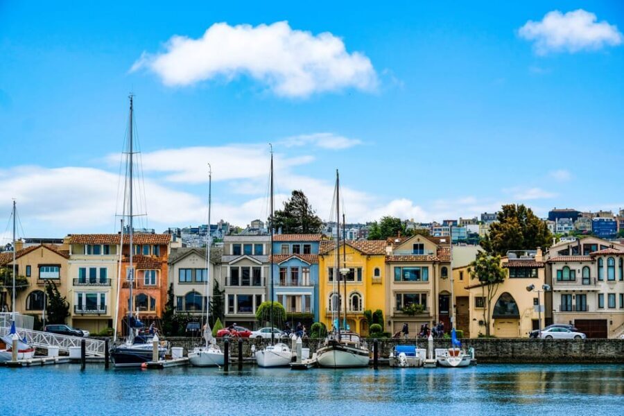 San Francisco: Bike Tour with Muir Woods and Sausalito Visit - Sausalito Mediterranean streets: your lunch-and-walk reset