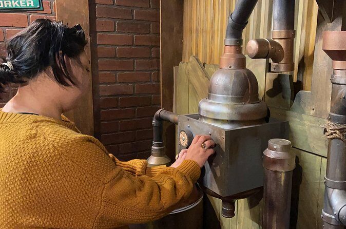 San Francisco: Gangster-Themed Escape Room at PIER 39 - Price and value: $20 for a fast, guided puzzle at Pier 39