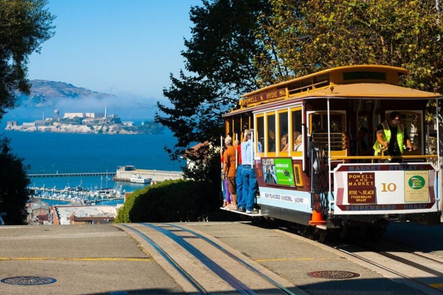 San Francisco: Private Highlights Tour by SUV - Painted Ladies, Pier 39, and Fisherman’s Wharf: classic San Francisco wandering