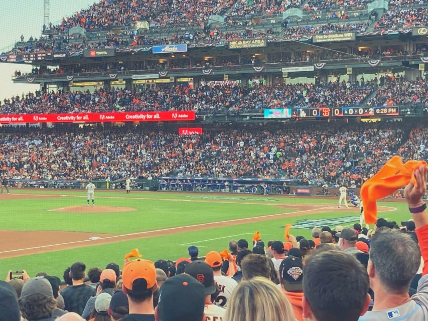 San Francisco: San Francisco Giants Baseball Game Ticket - Why Oracle Park Giants Games Feel Different Than Other MLB Tickets