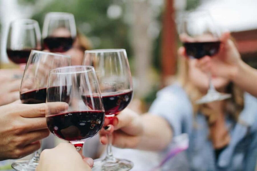 SF: Napa & Sonoma Wine Tour & Hop-on Hop-off Tour (Save 15%) - From Fisherman’s Wharf to wine country by 09:00