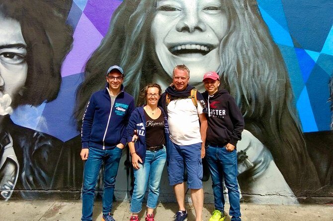 "Summer of Love" tour in Haight-Ashbury in French - Price and Value: Is $62.78 Actually Fair?
