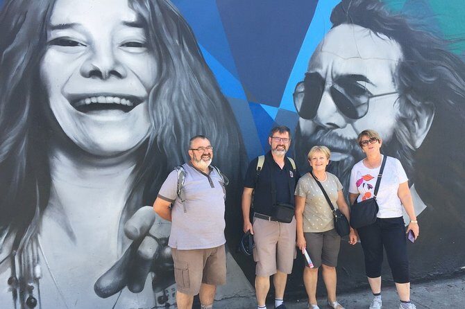 "Summer of Love" tour in Haight-Ashbury in French - Getting the Most Out of the 10-Person Group