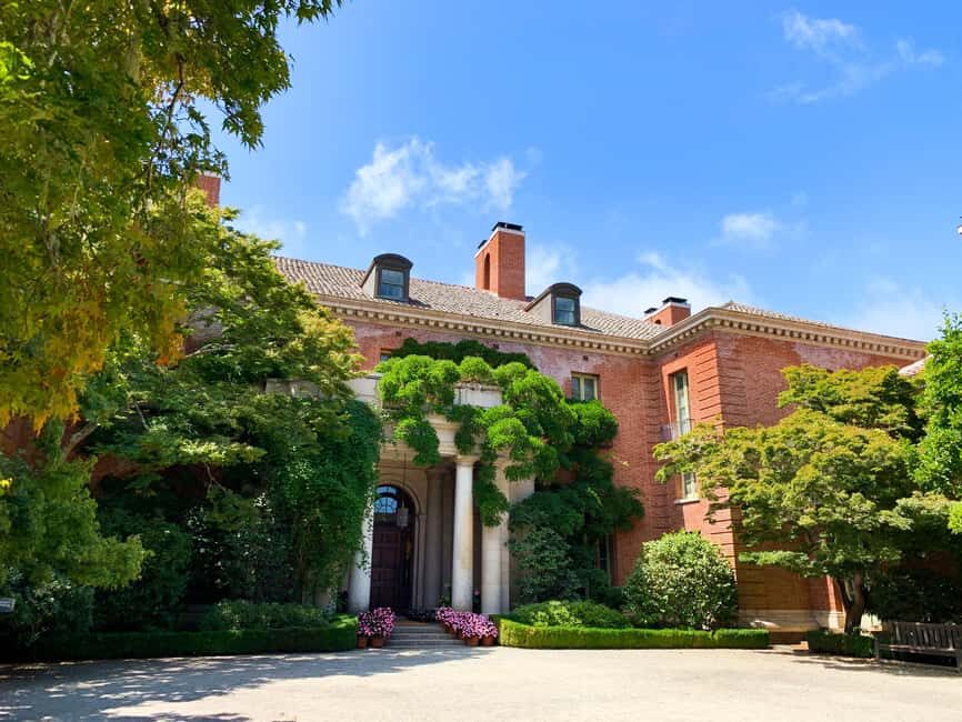 Woodside: Filoli Historic House and Garden Entry Ticket - Entering Filoli: your day starts at the main parking lot